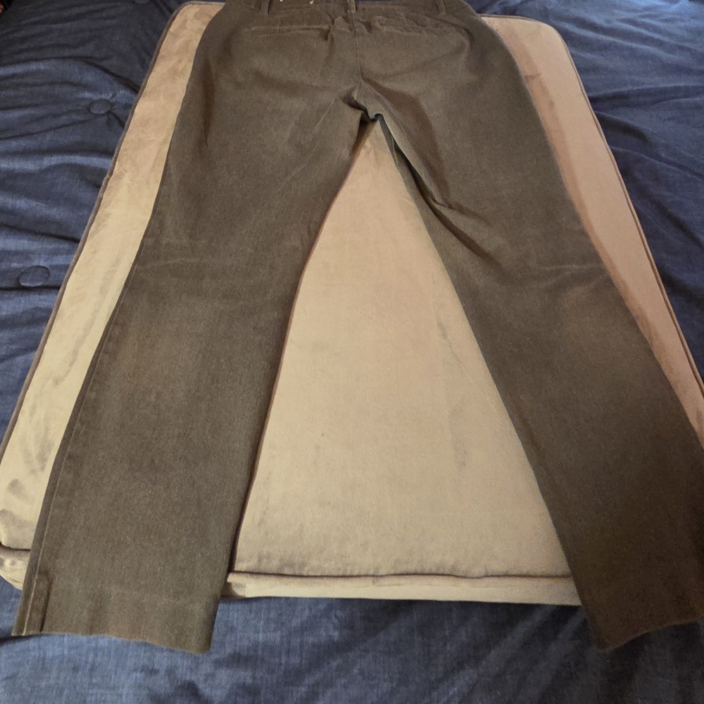 LOFT Gray Cropped Ankle Pants